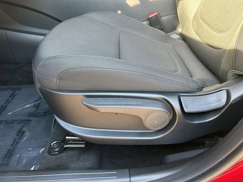 Certified 2026 Hyundai Tucson SE AWD/4WD image 16