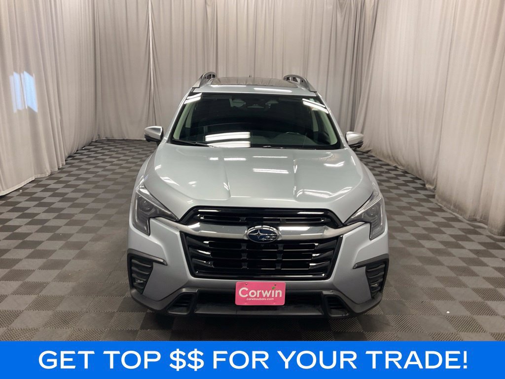 Used 2023 Subaru Ascent Limited w/ Technology Package AWD/4WD image 3