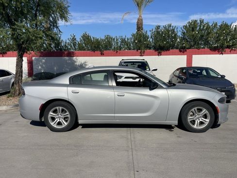 Used 2023 Dodge Charger SXT image 3