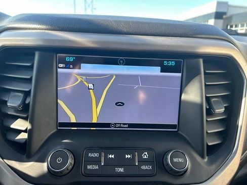Used 2019 GMC Acadia Denali w/ Technology Package FWD image 29