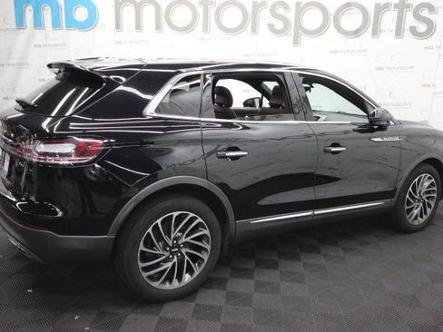 Used 2019 Lincoln Nautilus Reserve image 9