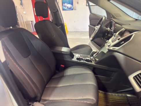 Used 2015 GMC Terrain SLE w/ Chrome Edition AWD/4WD image 23