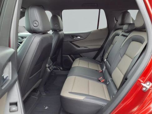 Used 2026 Chevrolet Equinox LT w/ Convenience Package II image 20