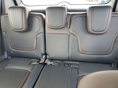 Used 2025 Nissan Armada SL w/ Captain's Chari Seat Package RWD image 23
