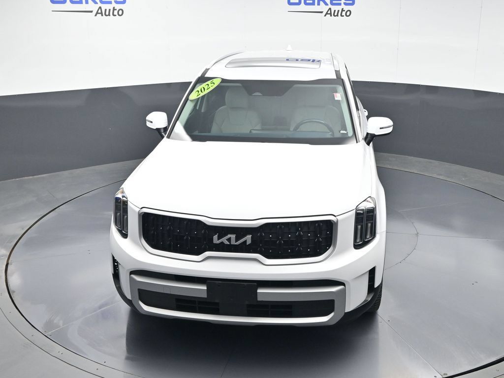 Used 2025 Kia Telluride EX w/ EX Captain's Chair Package FWD image 50