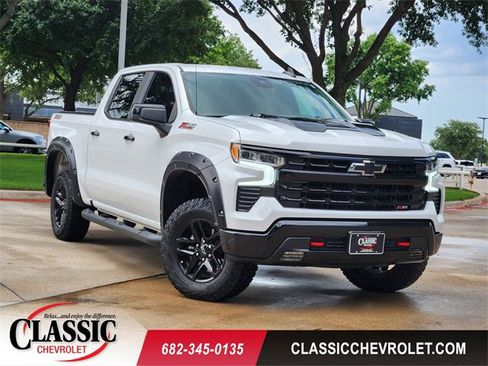 Used 2024 Chevrolet Silverado 1500 LT Trail Boss AWD/4WD image 1