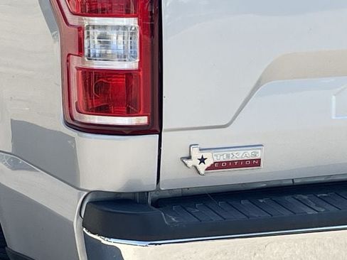 Used 2019 Ford F150 XLT w/ Equipment Group 302A Luxury AWD/4WD image 6