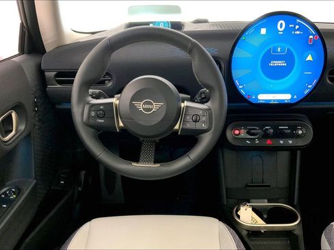 Certified 2025 MINI Cooper S image 4