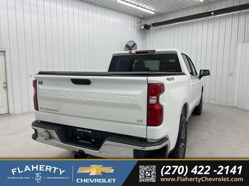 Used 2024 Chevrolet Silverado 1500 LT image 3