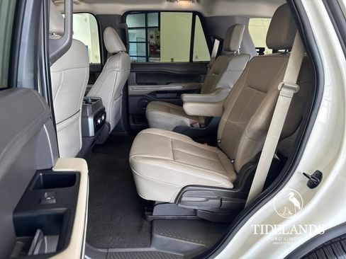 Certified 2021 Ford Expedition XLT RWD image 30