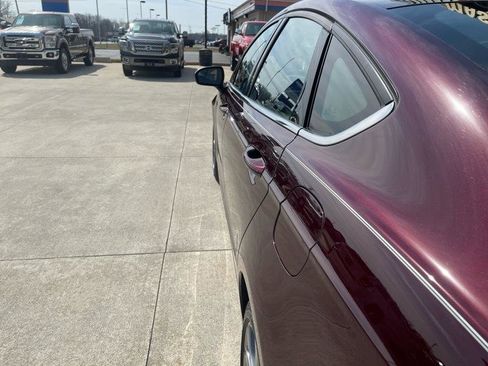 Used 2017 Ford Fusion SE w/ Equipment Group 201A image 14