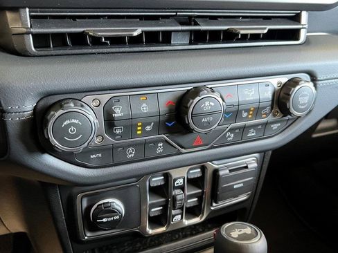 New 2026 Jeep Wrangler Sahara image 42