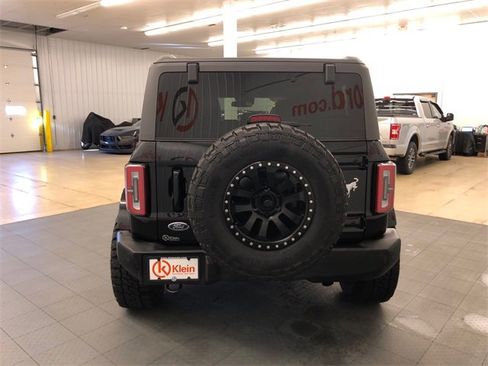 Used 2023 Ford Bronco Outer Banks image 8