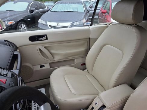 Used 2004 Volkswagen Beetle GLS image 8