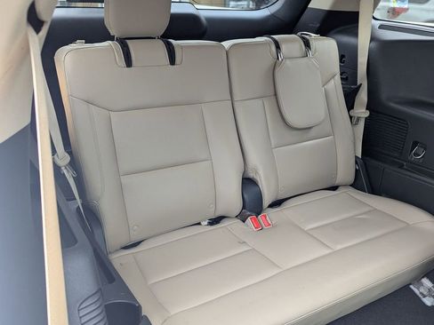 Used 2020 Ford Explorer XLT w/ Equipment Group 202A image 29