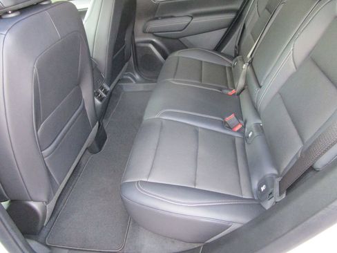 New 2026 GMC Terrain Elevation w/ Elevation Premium Package image 19