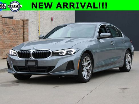 Used 2025 BMW 330i Sedan image 2