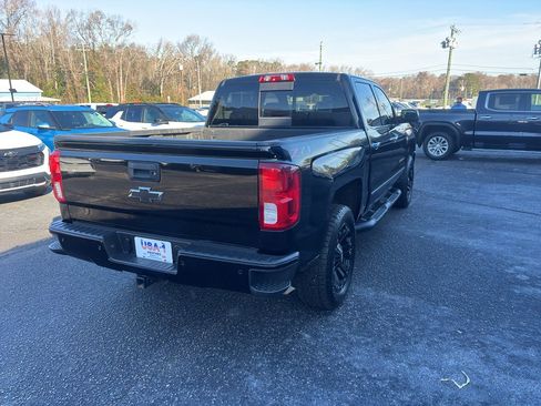 Used 2018 Chevrolet Silverado 1500 LTZ Z71 w/ LTZ Plus Package image 6