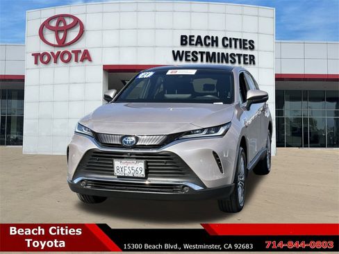 Certified 2021 Toyota Venza Limited image 5