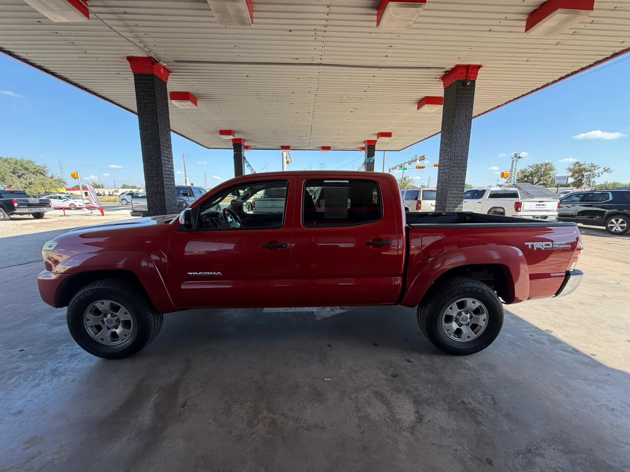 Used 2013 Toyota Tacoma PreRunner w/ TRD Off-Road Pkg RWD image 5