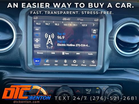 Used 2022 Jeep Wrangler Unlimited Sahara w/ Cold Weather Group AWD/4WD image 20