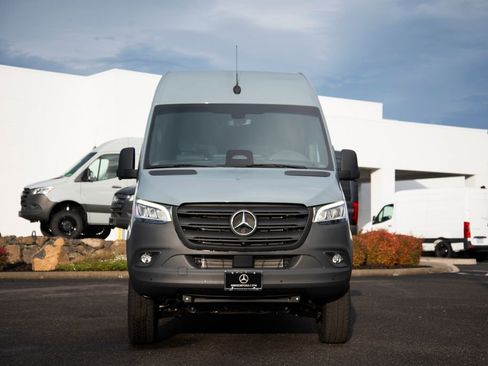 New 2026 Mercedes-Benz Sprinter 2500 image 2