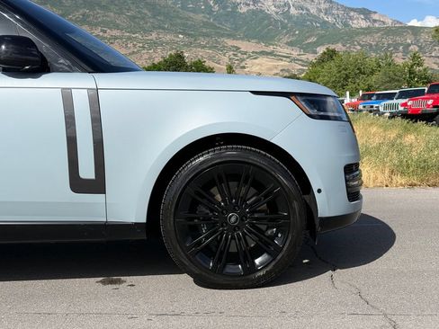 Used 2023 Land Rover Range Rover SE AWD/4WD image 6