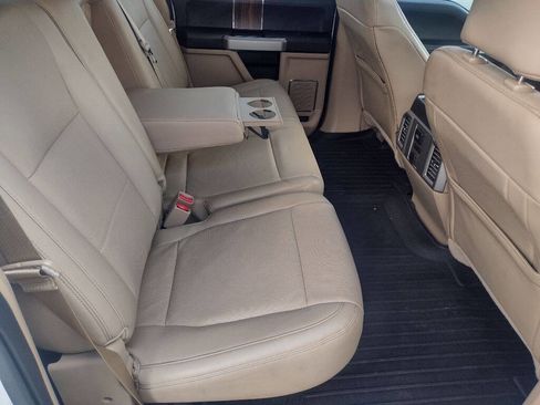 Used 2015 Ford F150 Lariat w/ Equipment Group 502A Luxury image 20