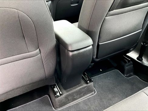 Used 2024 Chevrolet TrailBlazer LS image 29