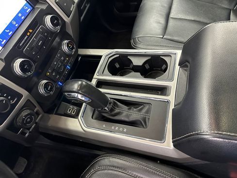 Used 2020 Ford F150 Lariat w/ Equipment Group 502A Luxury image 31