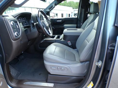 Used 2021 GMC Sierra 1500 SLT w/ SLT Premium Plus Package AWD/4WD image 12