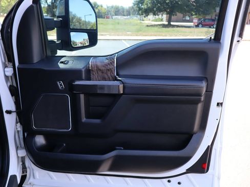 Used 2019 Ford F350 Lariat w/ Tow Technology Bundle AWD/4WD image 24