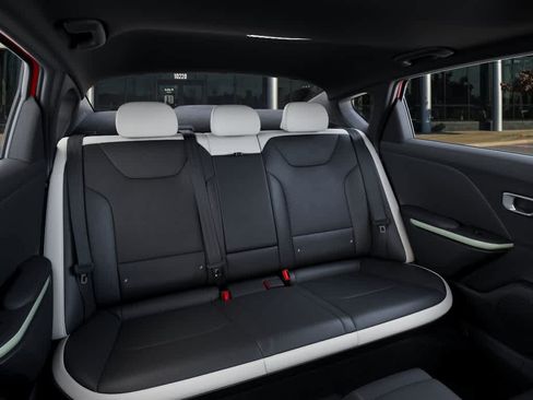 New 2026 Kia K4 EX FWD image 16