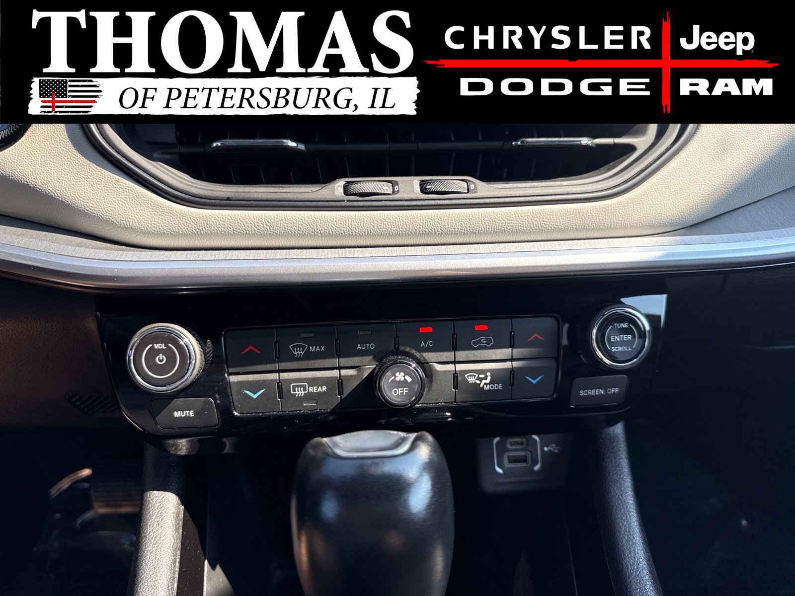 Used 2025 Jeep Compass Limited w/ Sun & Sound Group AWD/4WD image 20