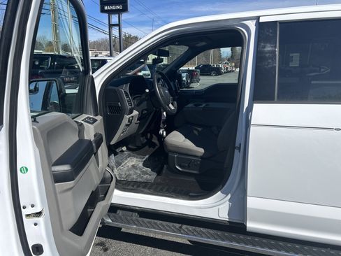 Used 2020 Ford F150 XLT w/ Equipment Group 302A Luxury image 13