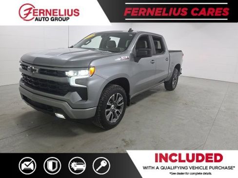 Used 2023 Chevrolet Silverado 1500 RST AWD/4WD image 3