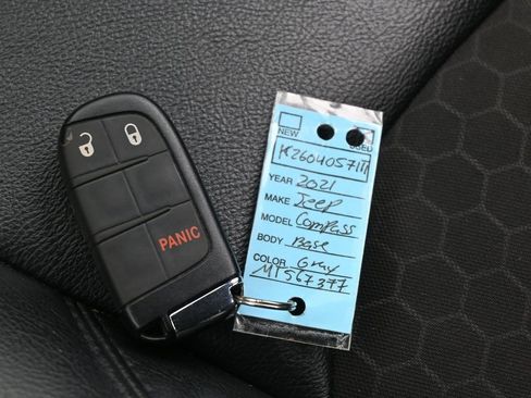 Used 2021 Jeep Compass Latitude image 25