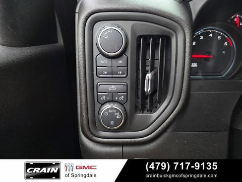 Used 2021 Chevrolet Silverado 1500 Custom Trail Boss AWD/4WD image 11