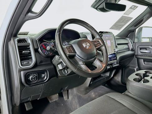 Used 2025 RAM 2500 Big Horn AWD/4WD image 9