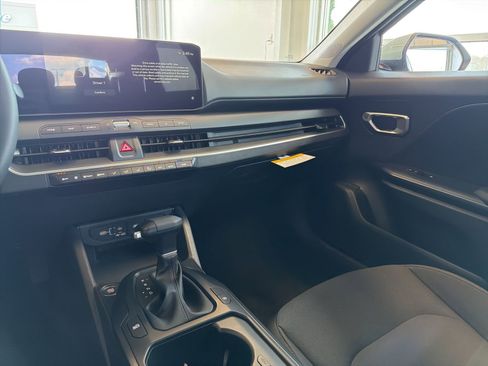 New 2026 Kia K4 LXS FWD image 20