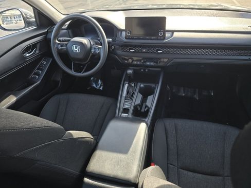 Certified 2023 Honda Accord EX image 23