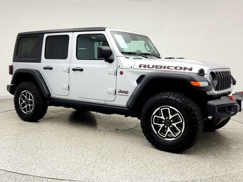Used 2024 Jeep Wrangler Unlimited Rubicon w/ Convenience Group image 3