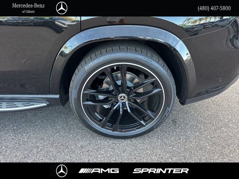 New 2026 Mercedes-Benz GLS 580 4MATIC image 8