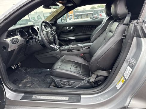 Used 2023 Ford Mustang Premium RWD image 9