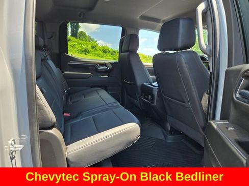 Used 2024 Chevrolet Silverado 1500 LT Trail Boss w/ LT Trail Boss Premium Package AWD/4WD image 20