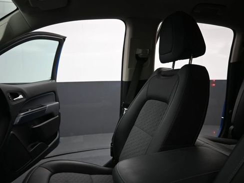 Used 2022 Chevrolet Colorado Z71 w/ Safety Package image 24