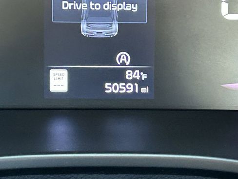 Used 2023 Kia Soul LX image 27