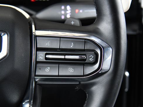 Used 2024 GMC Acadia Elevation image 39