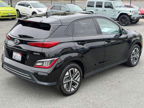 Used 2023 Hyundai Kona Limited FWD image 5