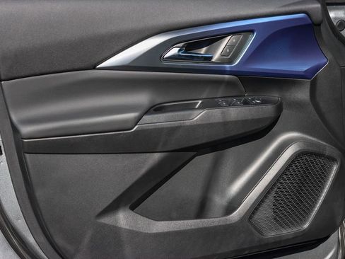 New 2026 Chevrolet Equinox EV LT image 19